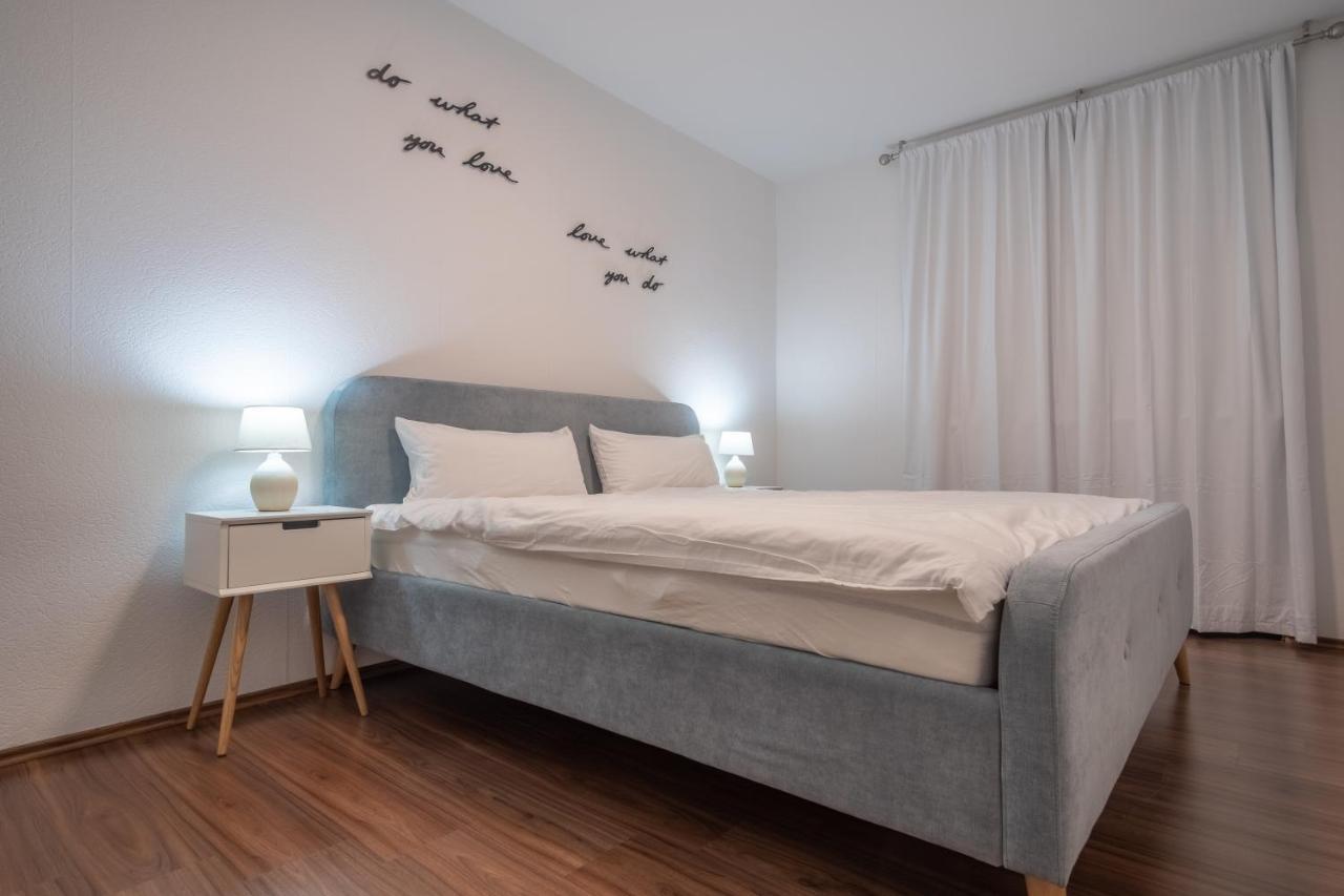 Schoene 2 Zimmerwohnung Mit Uhd-Tv, Grossem Balkon Und Haengematte 람퍼다임 외부 사진